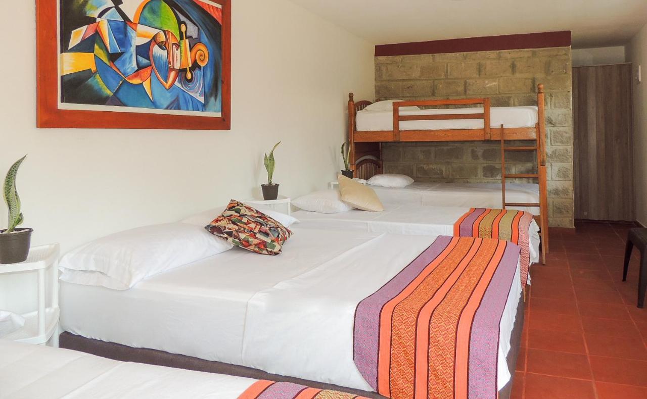 Portoazul Casa De Playa Hotel Puerto Colombia Buitenkant foto